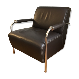 Fauteuil en cuir marron industriel