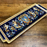 Cake dish cake Gien Renaissance blue background