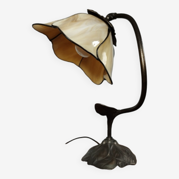 Lampe de table bronze et vitrail, style Tiffany, 1991