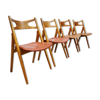 4 chaises danoises du milieu du siècle 'sawbuck' Hans Wegner