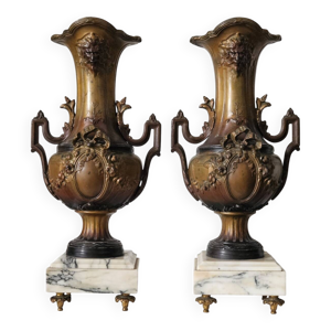 Paire de vases décoratifs