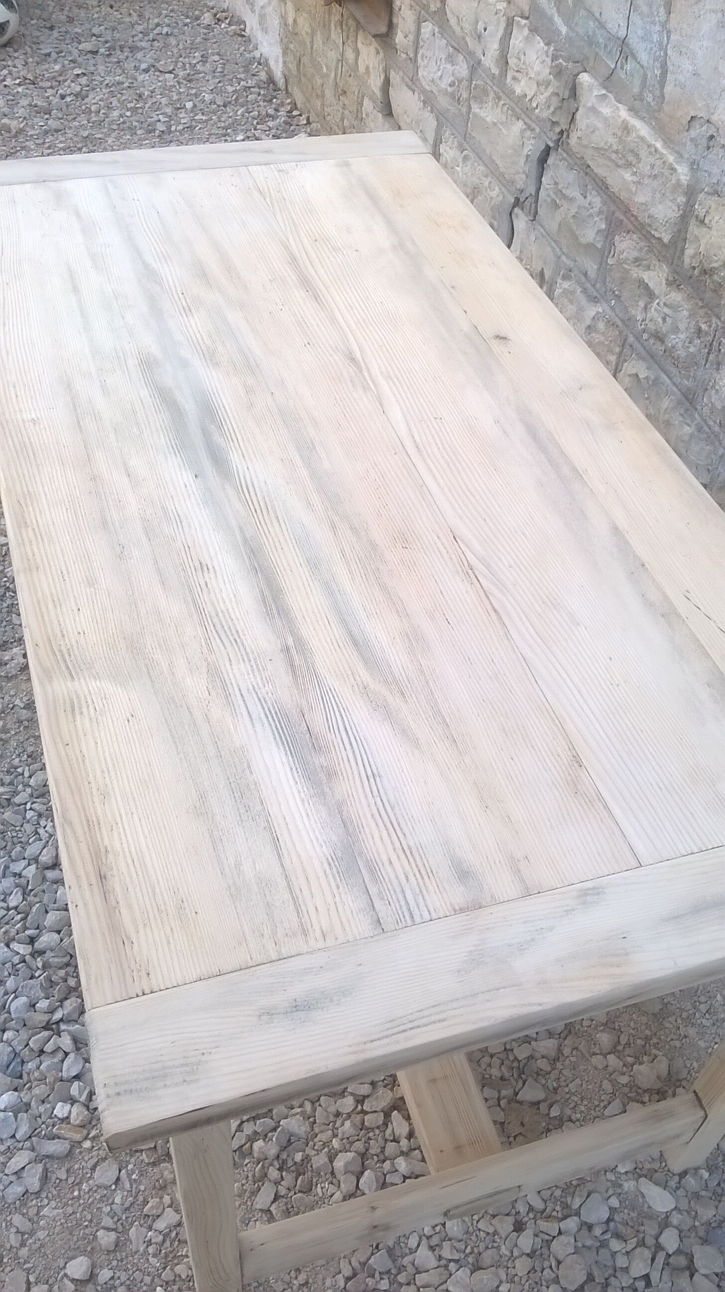 Table de ferme bois brut