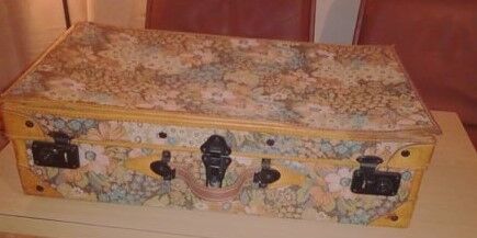 70s floral case