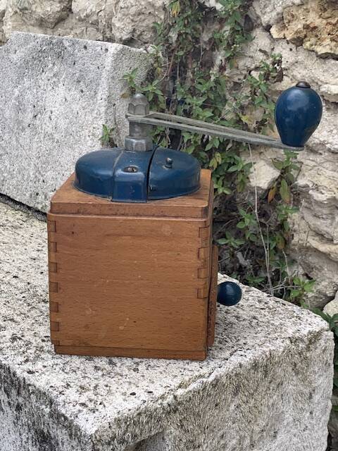 Peugeot Freres coffee grinder in wood and vintage blue metal