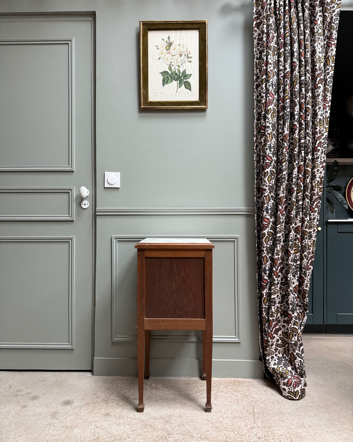 Belle Époque bedside table