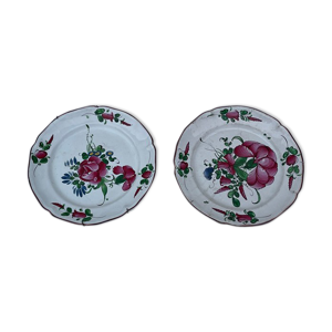 2 assiettes en faience
