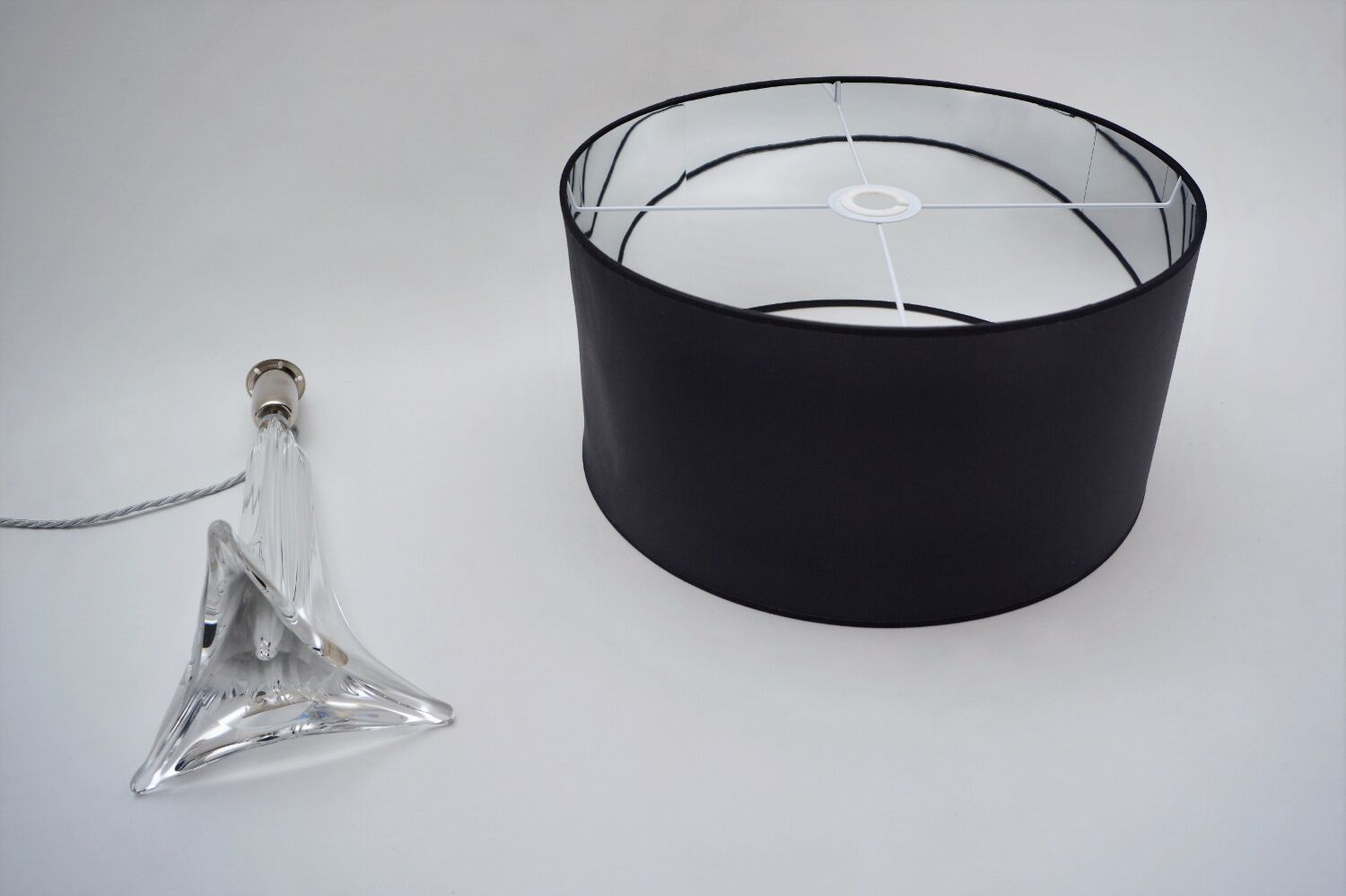 Lampe en cristal Saint Louis, signée, années 1950 environ, française