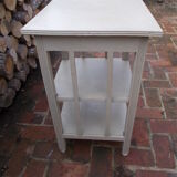 Grey wood saddle