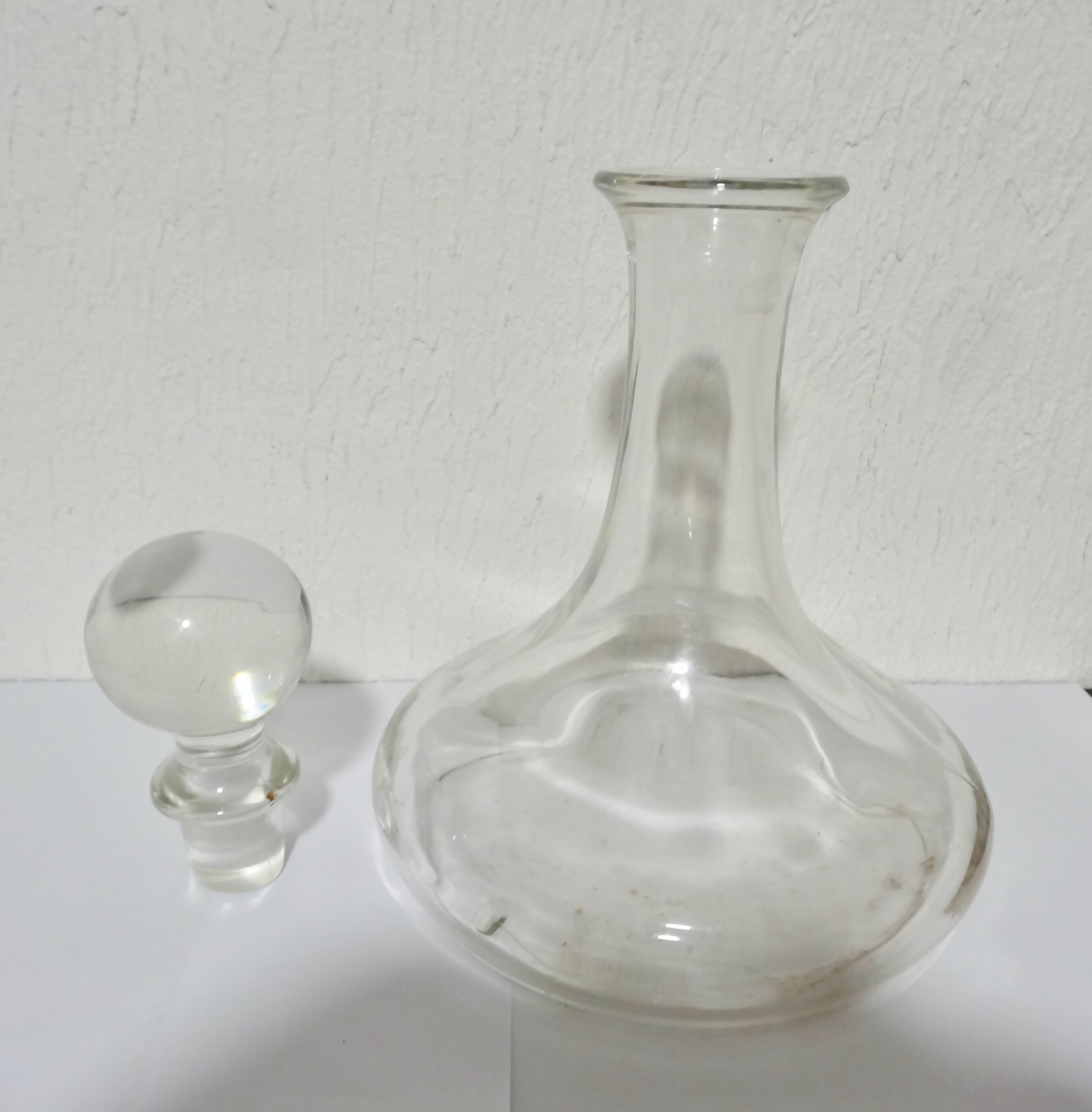 A decanter decanter