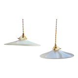 Duo of suspensions in white opaline