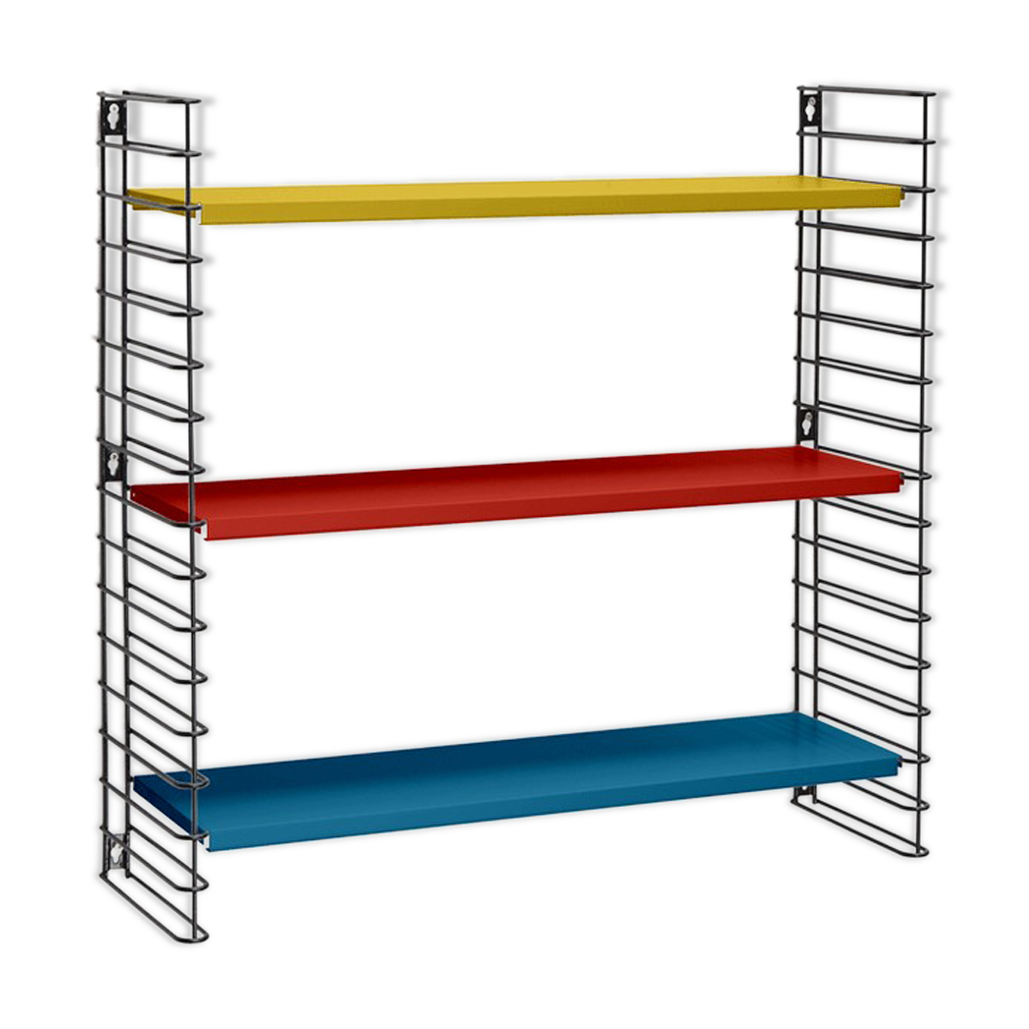Tomado shelf with 3 trays