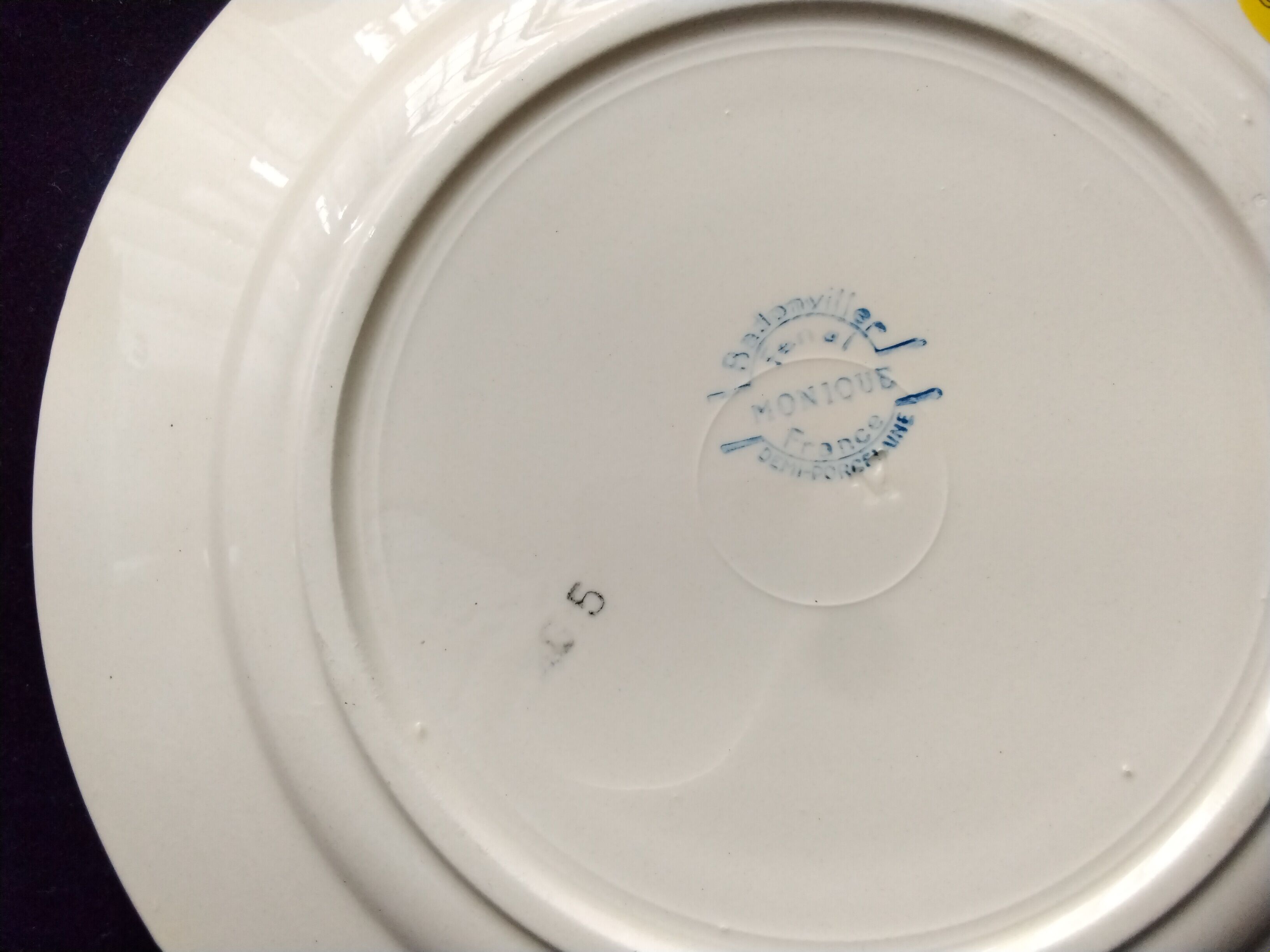6 Badonviller and Lunéville mismatched dessert plates
