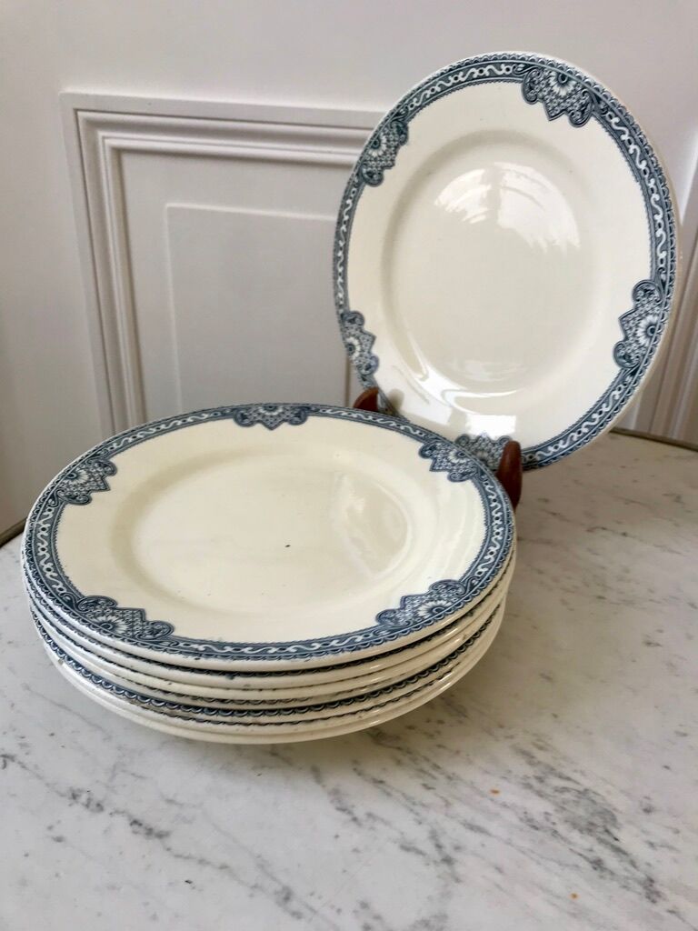 set of 8 dessert plates Terre de Fer Salins model Jumièges late nineteenth