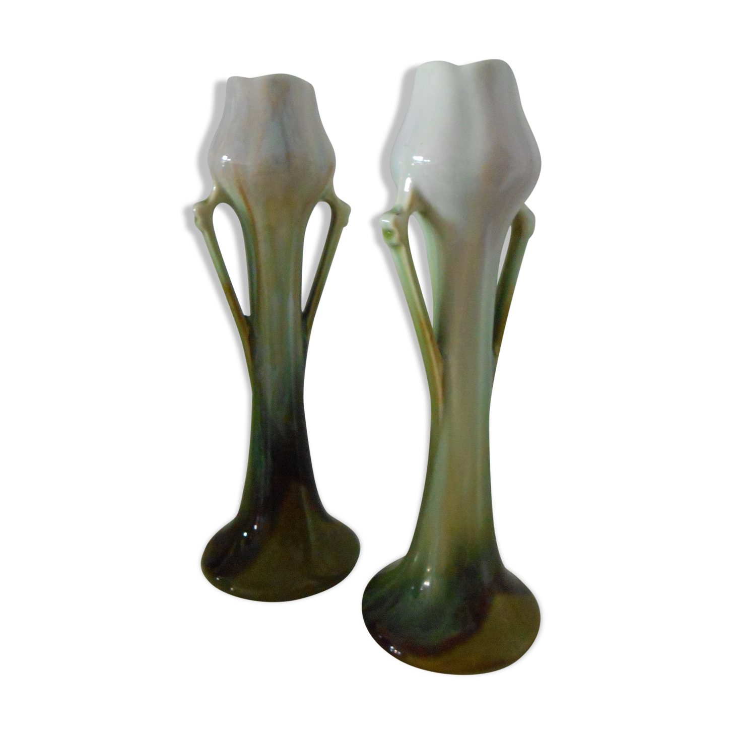 Art Deco ceramic fireplace trim, tulip-shaped vase