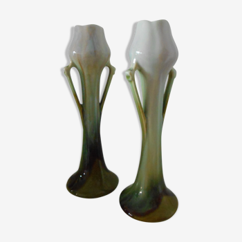 Art Deco ceramic fireplace trim, tulip-shaped vase