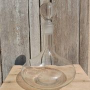 Glass decanter