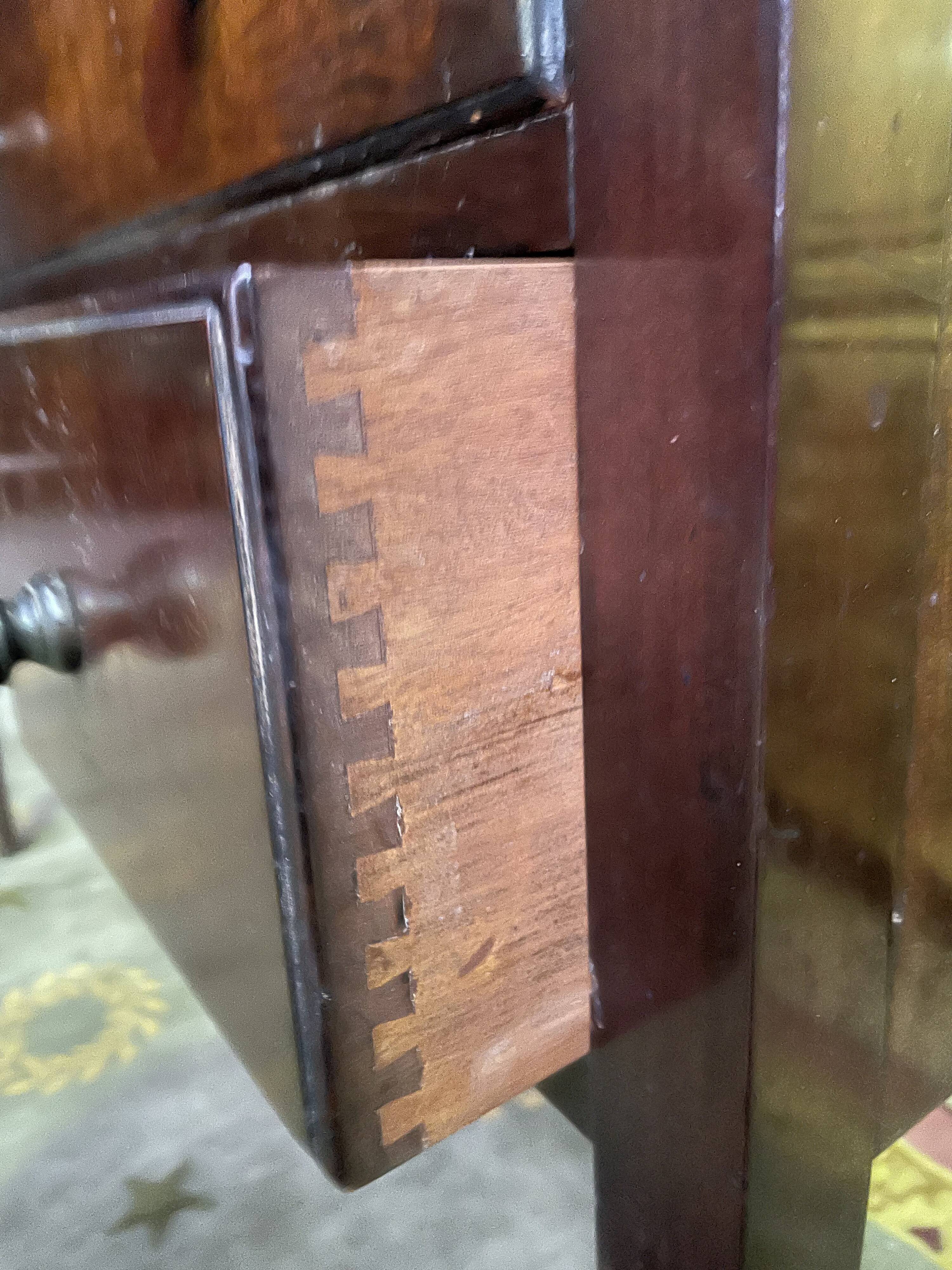 English mahogany hairdresser