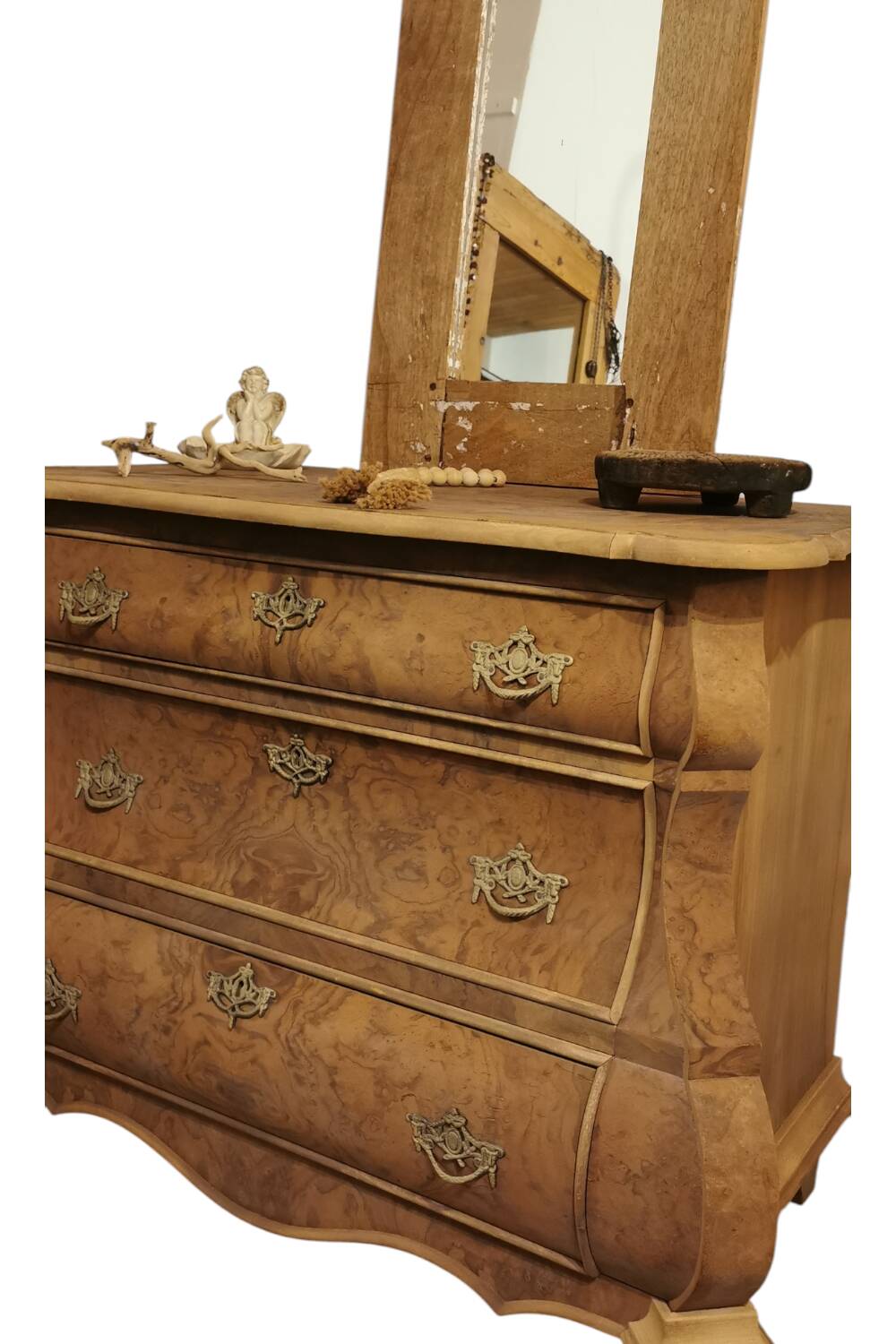 Antique Louis XV style chest of drawers