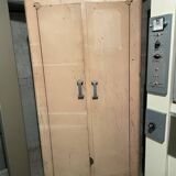 Metal cabinet