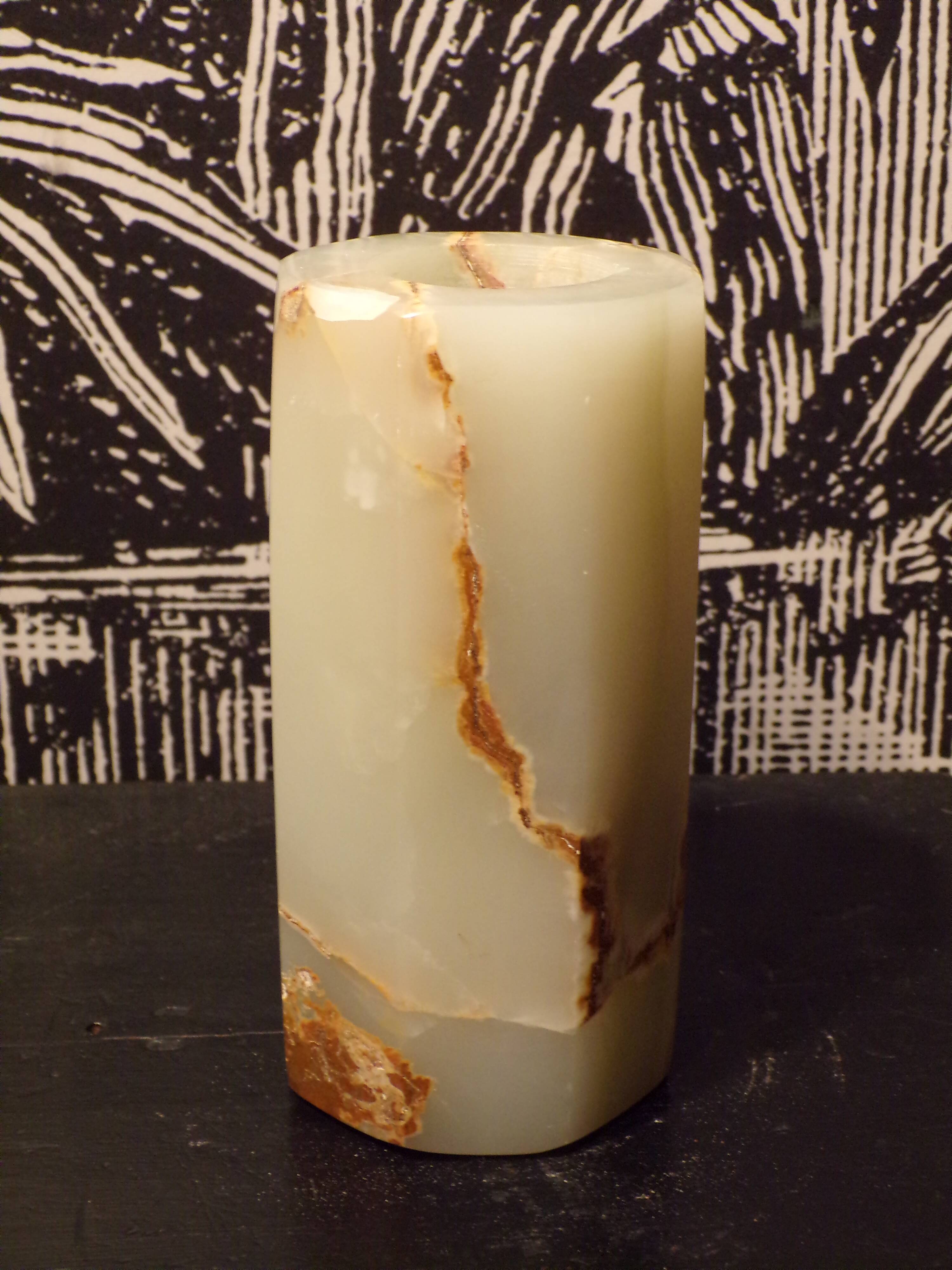 Octagonal onyx vase, h=16cm