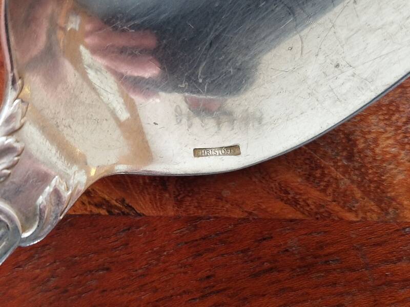 Christofle - Set of 11 dessert spoons in the Trianon model made of metal.