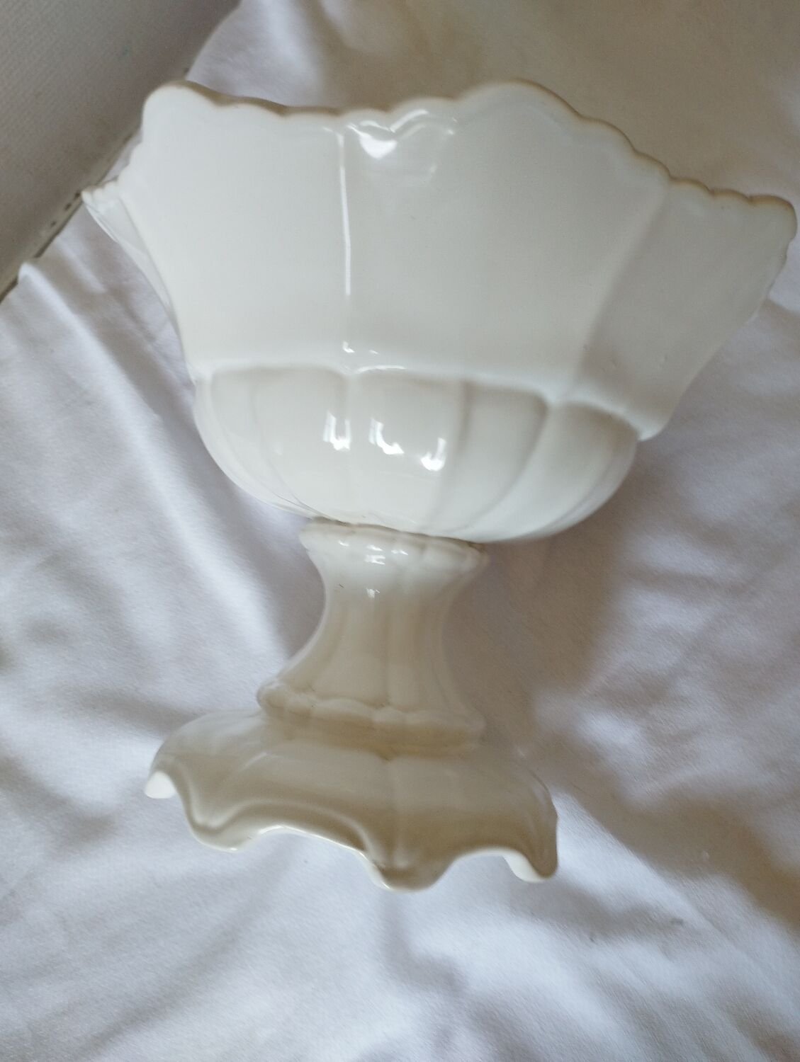 Very incense standing fruit cup