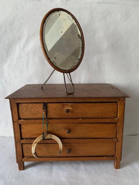 Small old wooden haberdashery chest of drawers, 3 drawers