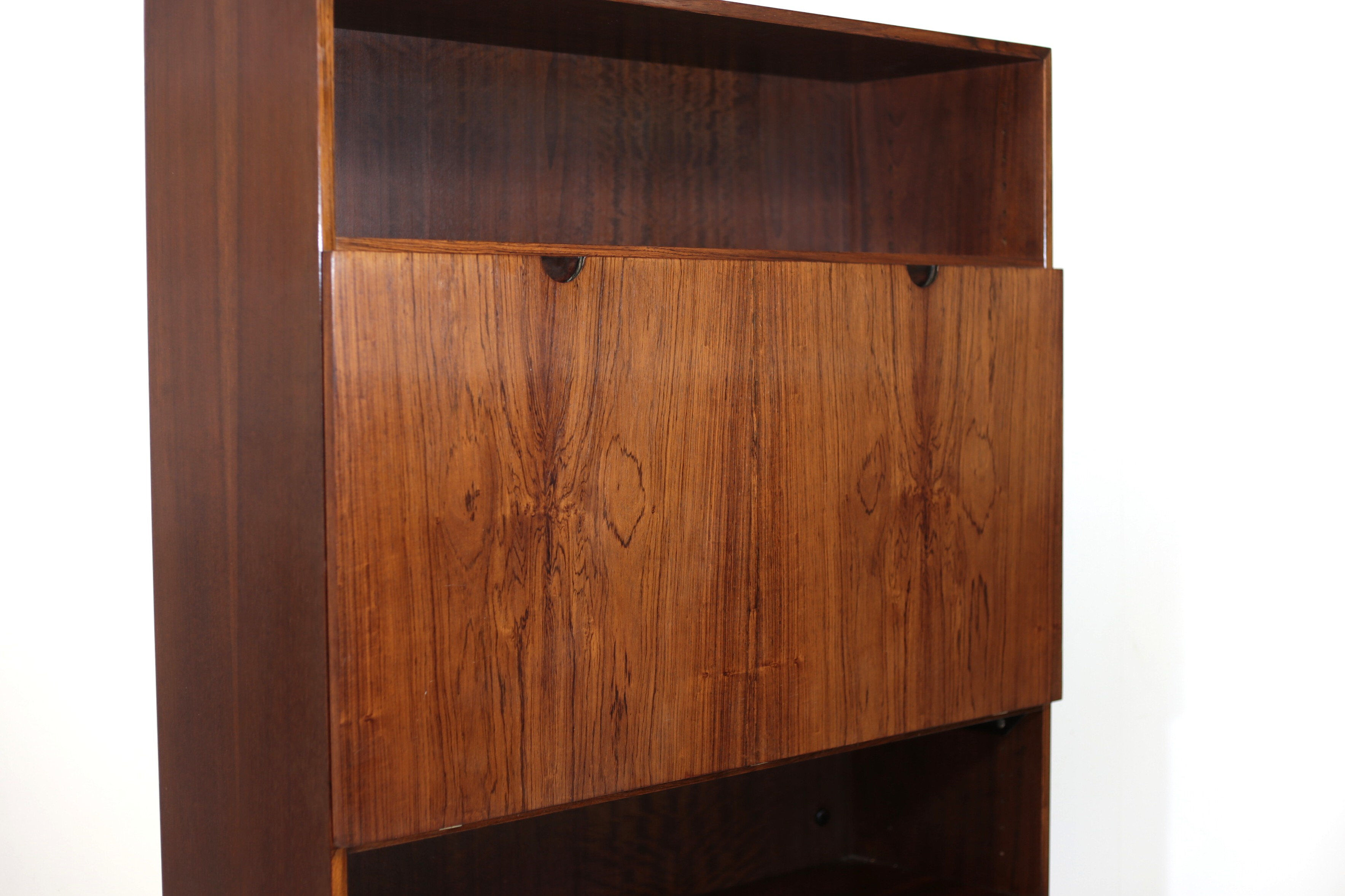 Buffet and Bramin secretary