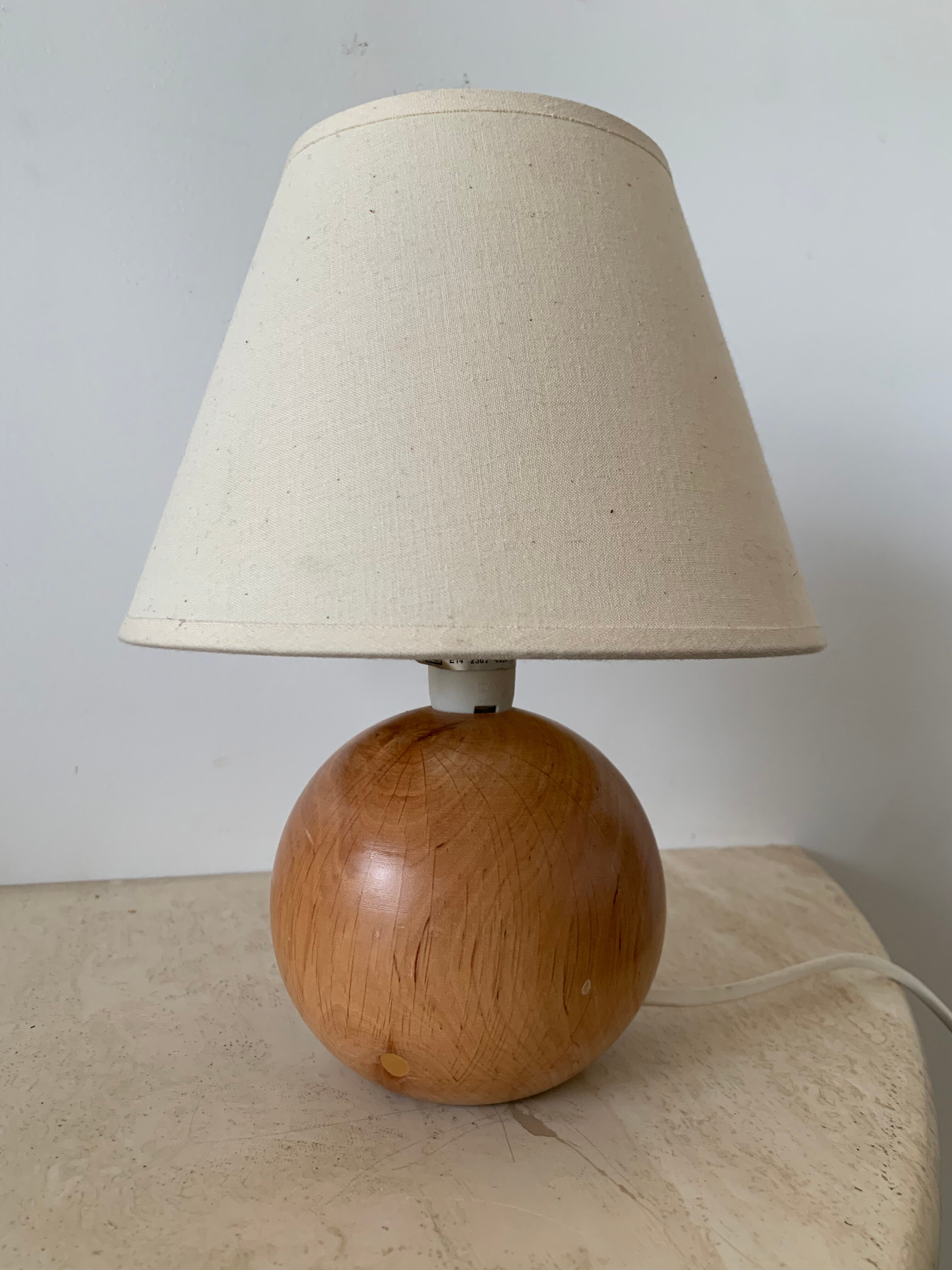 Wooden table lamp