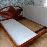 Maugrion rattan bed