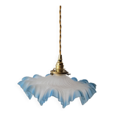 Suspension en opaline