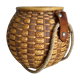 Wicker/rattan basket with handles