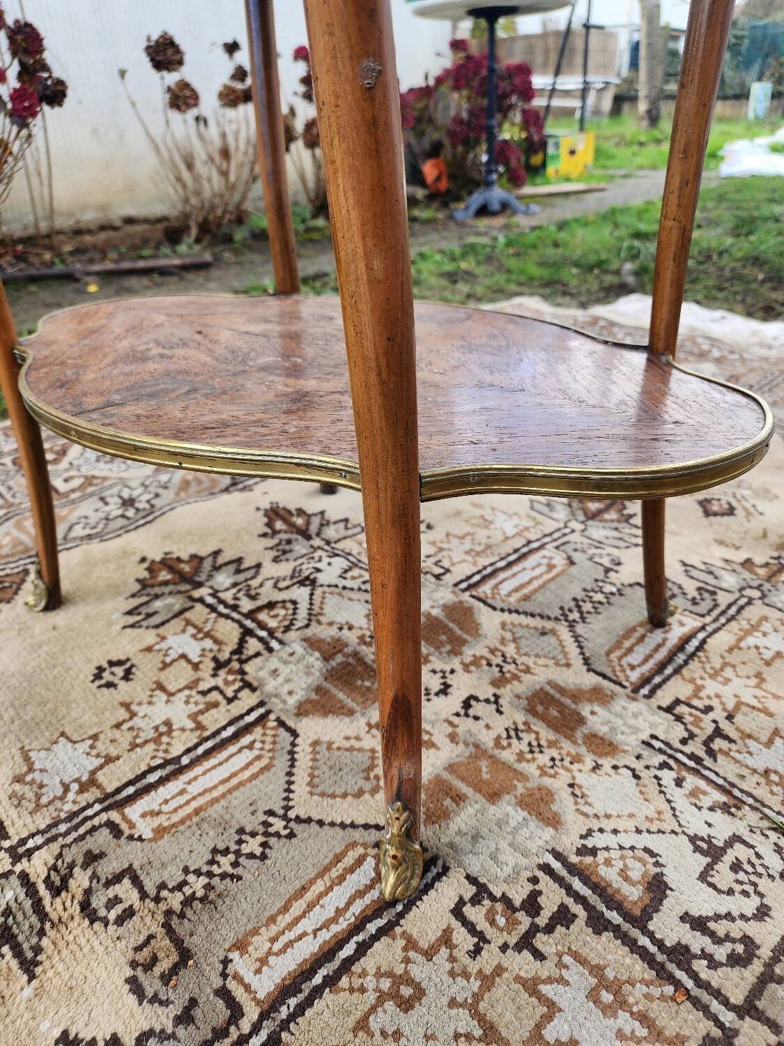 Guéridon style Louis XV