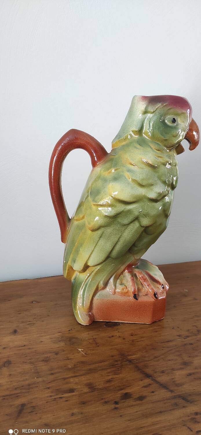 Poet Laval Parrot Carafe