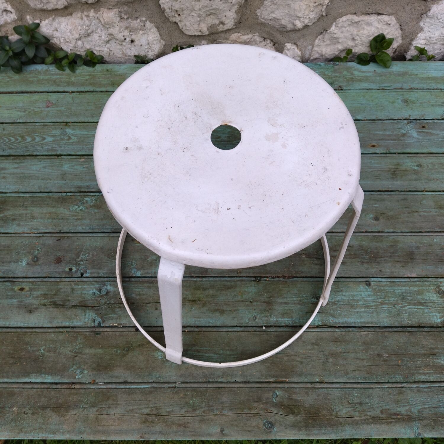 Tabouret industriel en métal