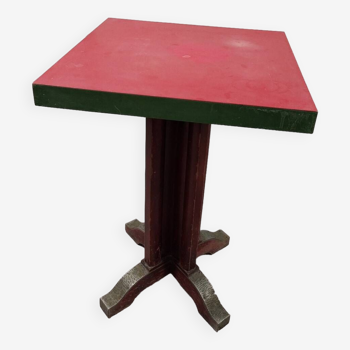 Table bistrot avec plateau en formica rouge années 50