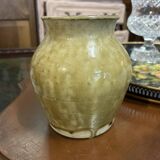 Terracotta pot