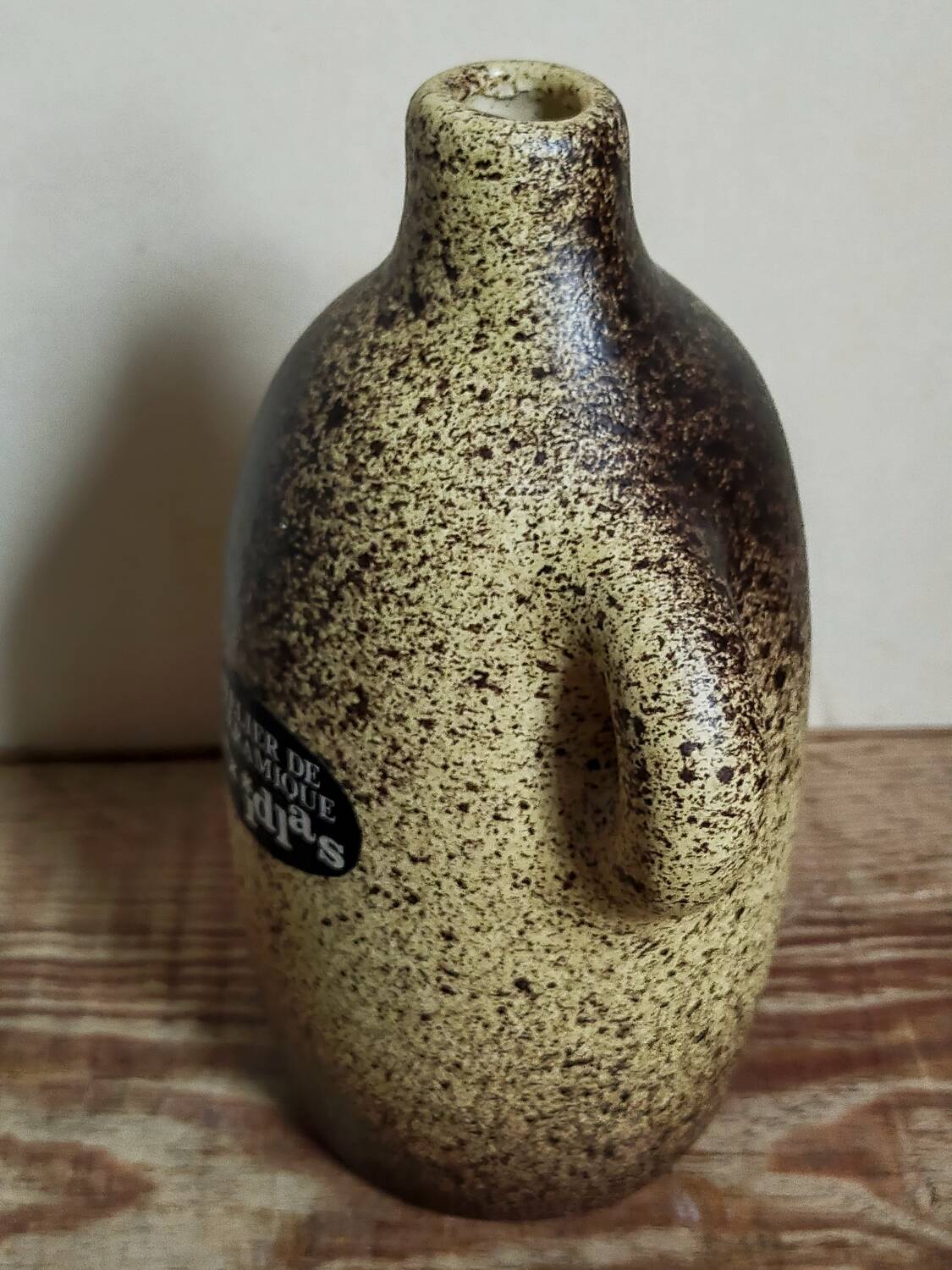 Single-flower vase, ceramic bottle by Max Idlas