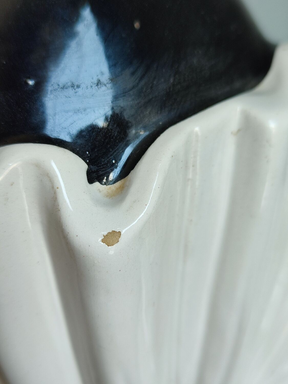 Vintage Pierrot ceramic lamp base.