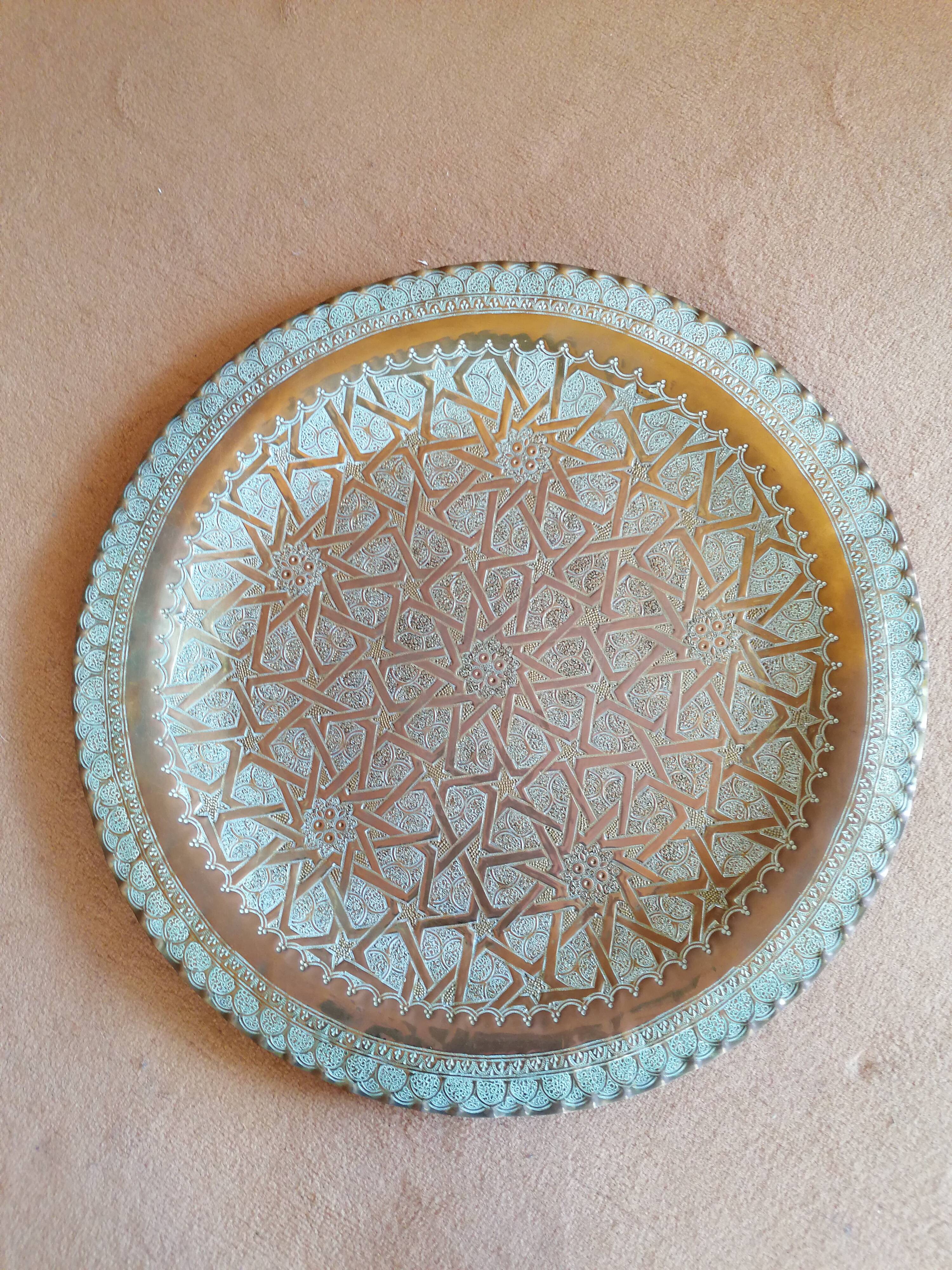Vintage Moroccan tray in copper metal