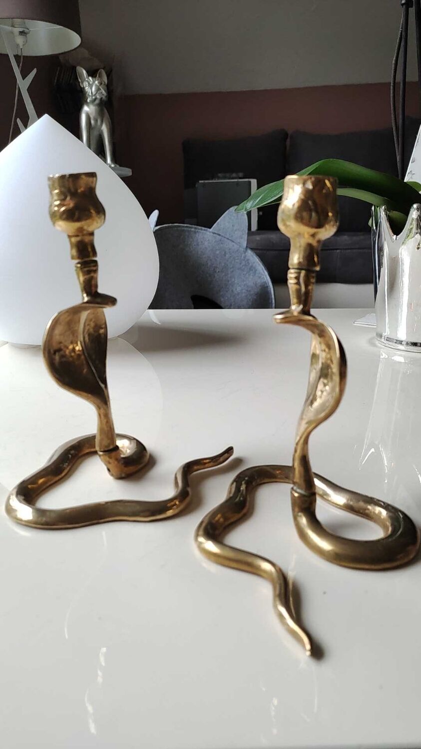 Pair of Zoomorphic candlesticks cobras, brass. Art Deco