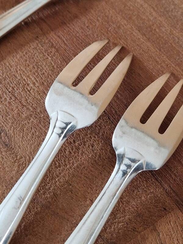 Cailar Bayard Set of 12 silver-plated dessert forks Art Deco