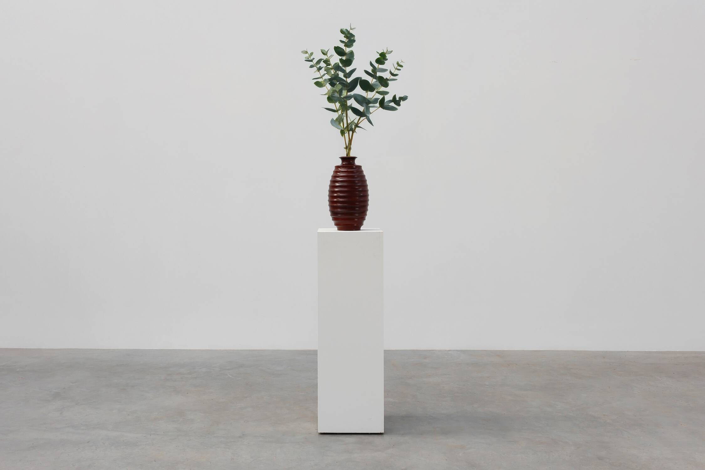 Large French turned wood vase in Art Deco style, ca. 1925