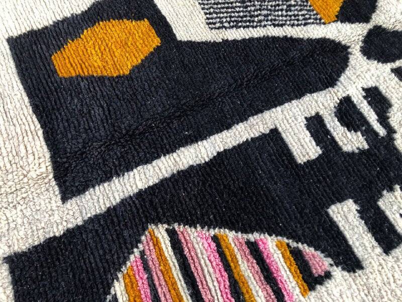 Berber carpet natural wool Morocco 3 x 2 m