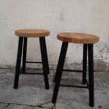 Paire de tabourets en bois