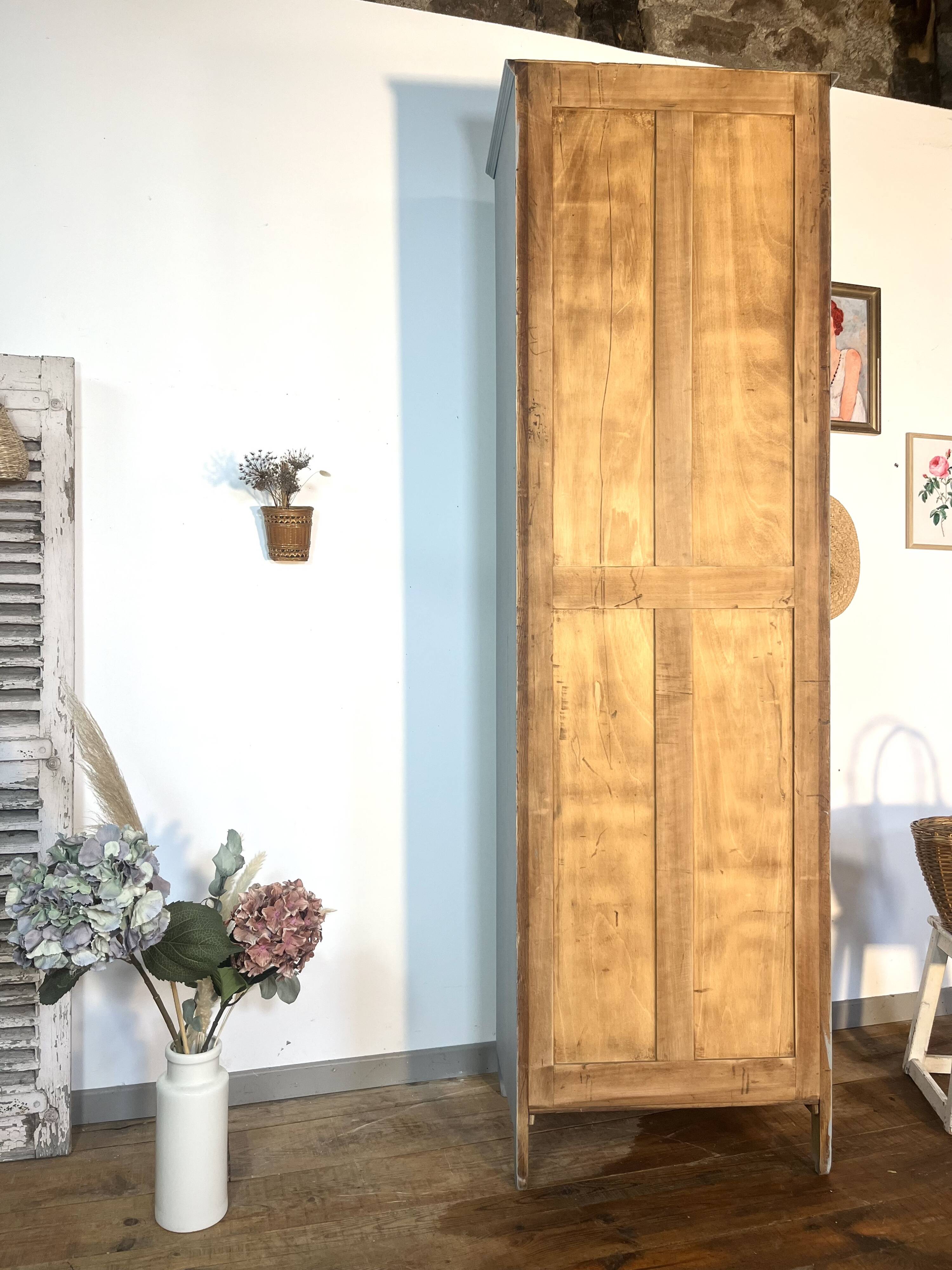 Armoire Parisienne