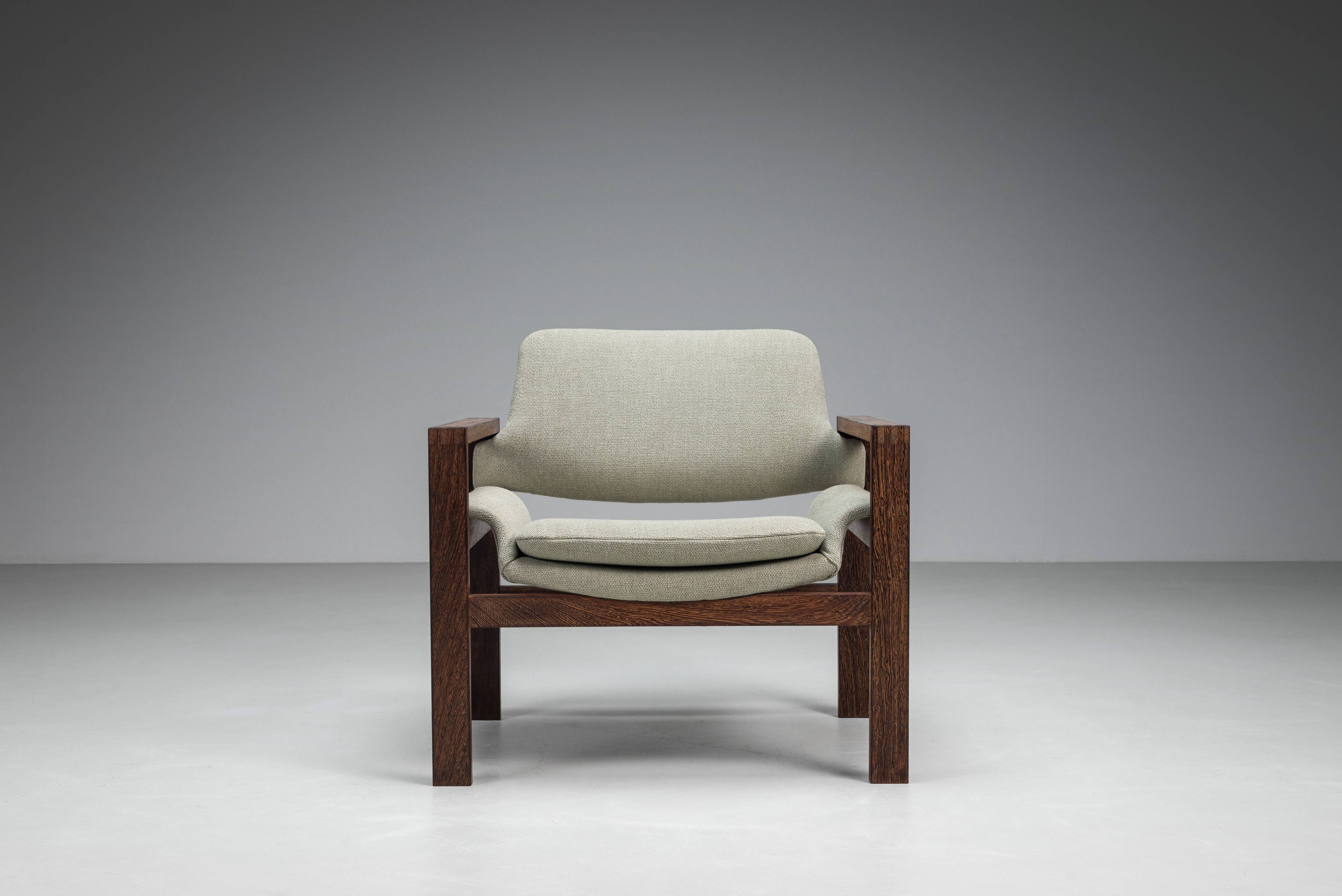 Fauteuil lounge en wengé de milieu de siècle