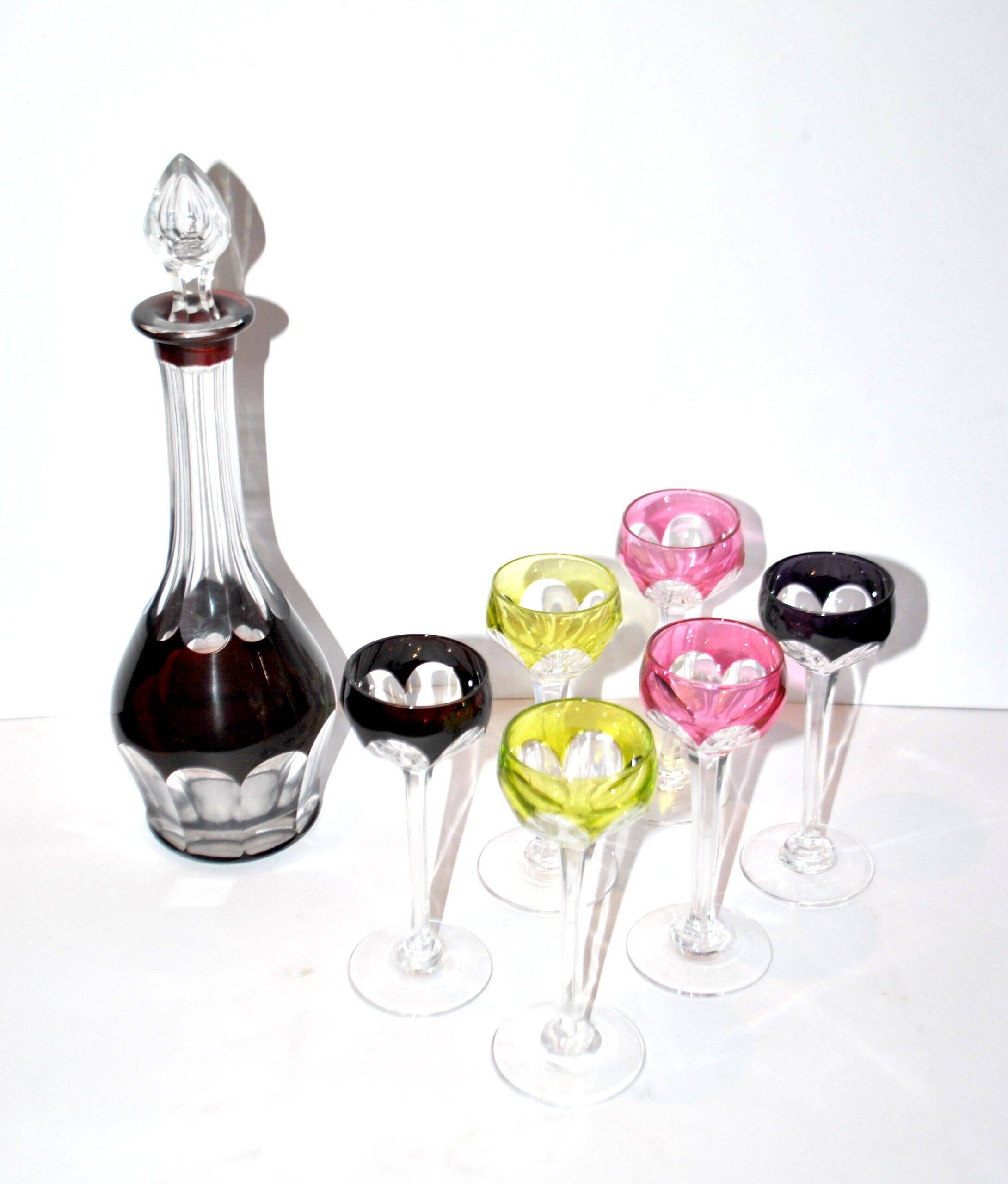 Carafe et 6 verres à liqueur Saint-Louis Bristol Joseph overlay cristal doublé