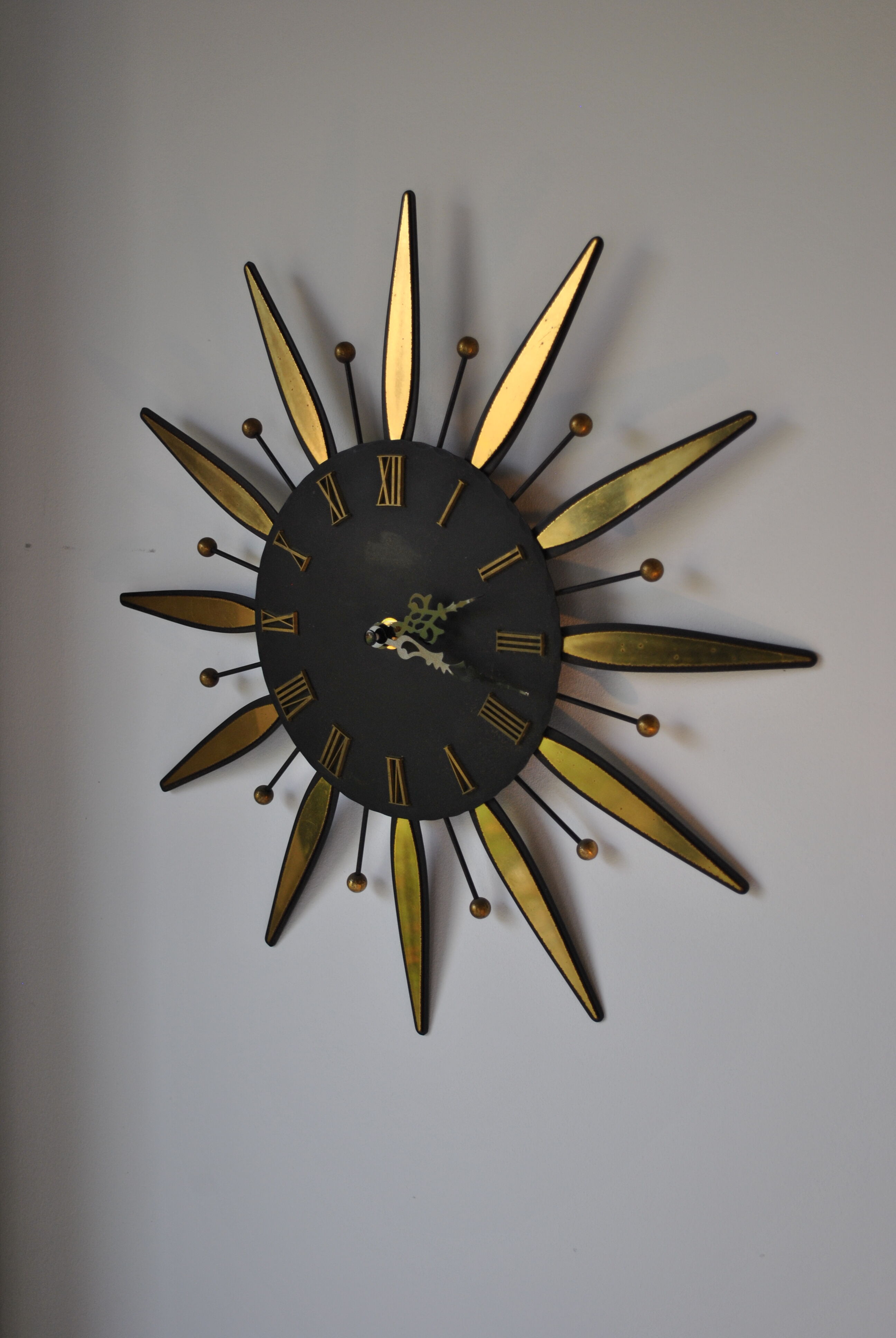 Vintage sun clock 1960