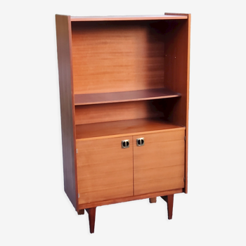 Bookcase from the 60s/70s in golden mahogany with bobbin feet